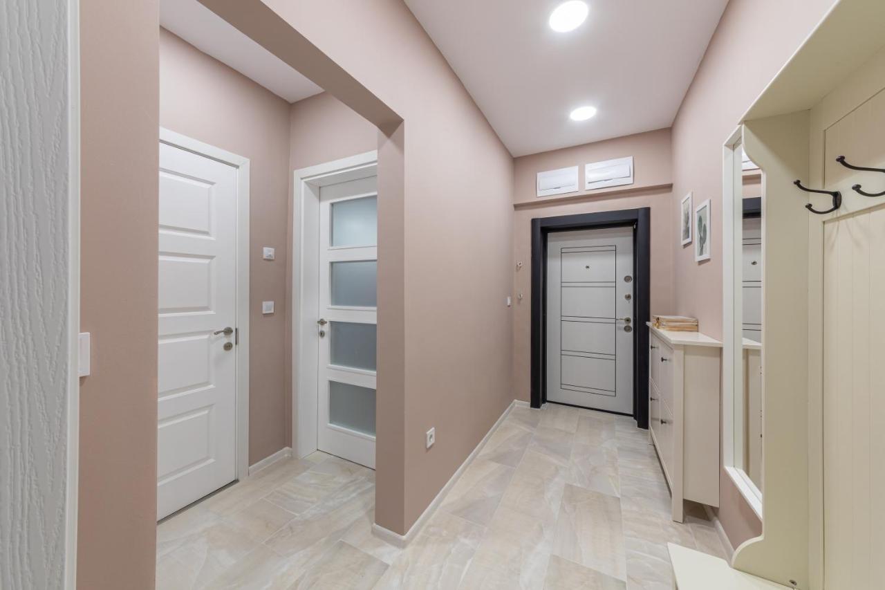 Great Location Apartment Varna Exterior foto